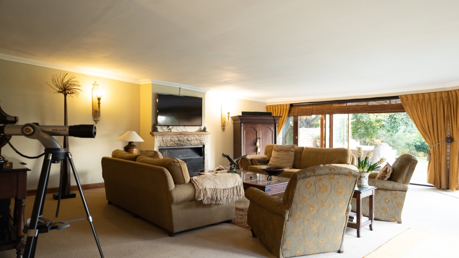 7 Bedroom Property for Sale in Mullersrust Free State